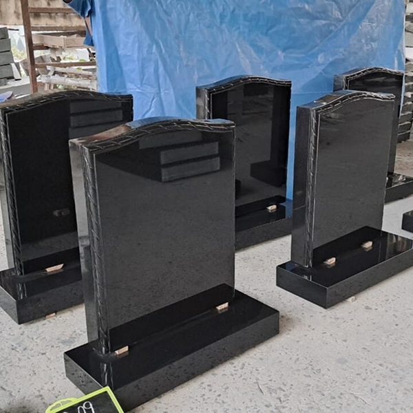 jet black ogee top headstones with rope moulding